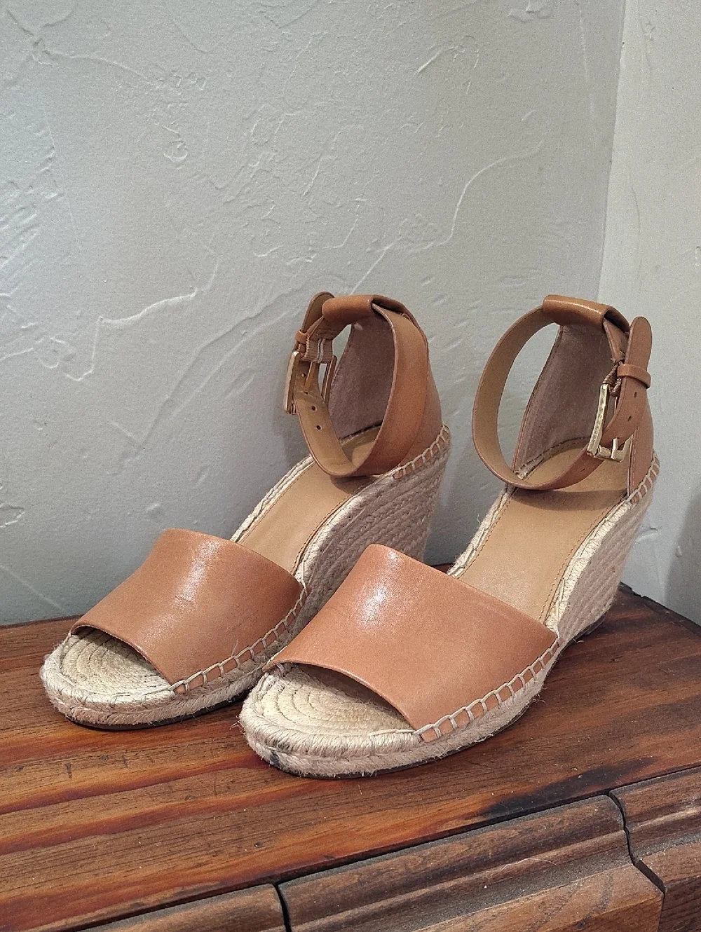 Vince Camuto Leera Espadrille Wedge Sandal Size 7.5 Tan